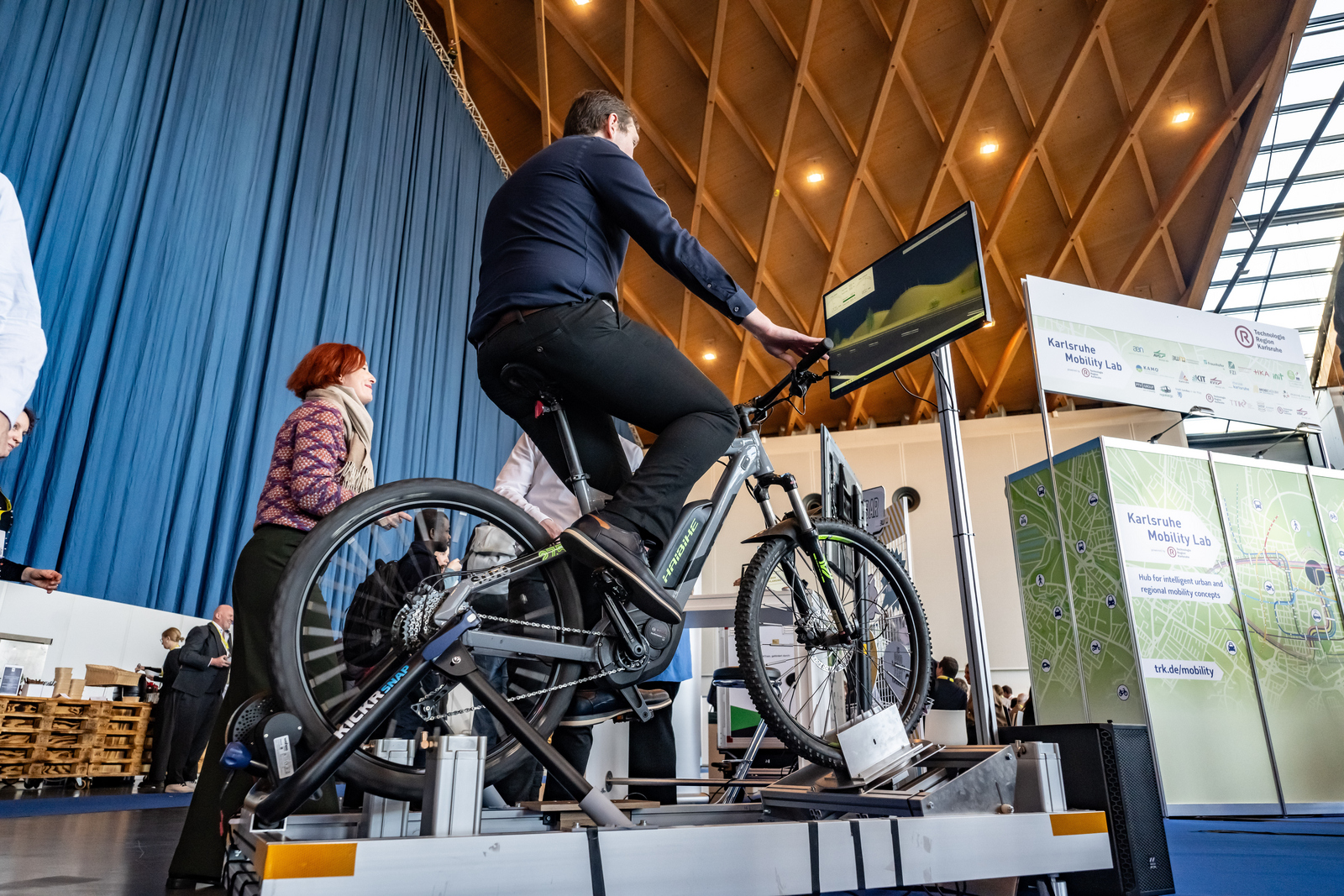 Fahrradsimulator mit E-Bike